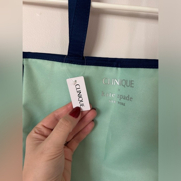 NWT Kate Spade Clinique Shopping Shoulder Travel Tote Bag Purse Bag of Tricks Ad - Picture 4 of 10